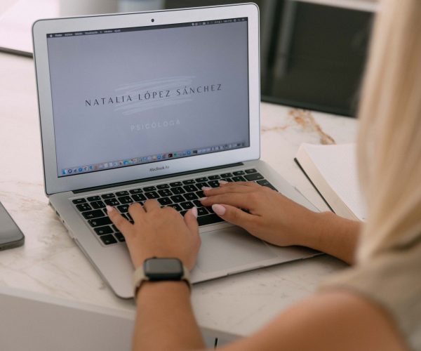 6c5fa90f-23cc-4164-ad7b-bc74862a9531-qyfxygcsicddfuxjo8qwfgkdzd59u9igdm21d54nm0